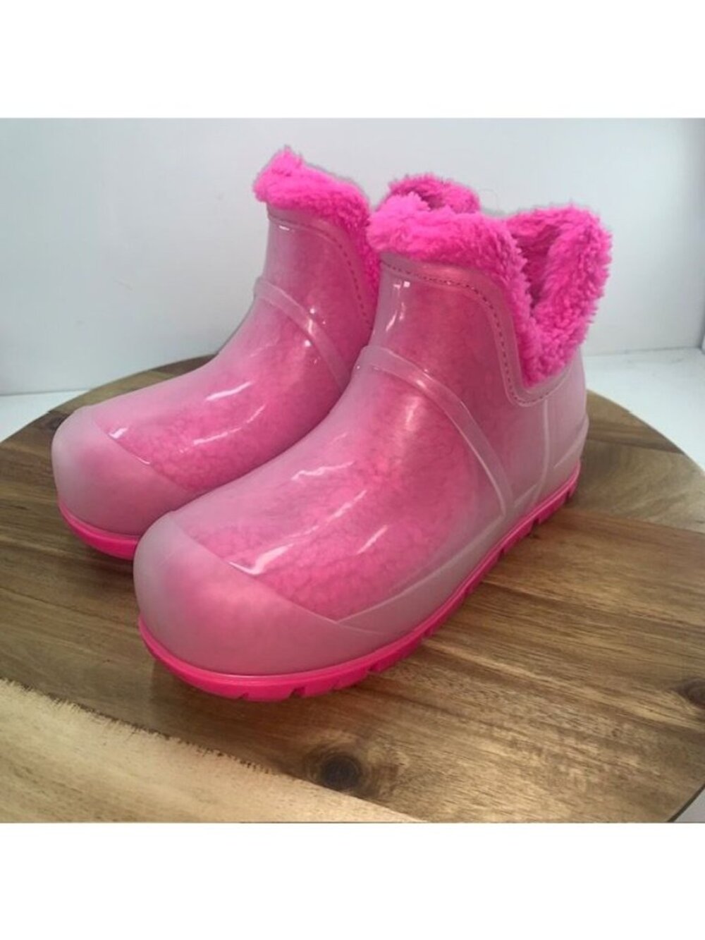UGG Raincloud Clear Waterproof Rain Boot Barbie Hot Pink 1132070 Women’s Size 7